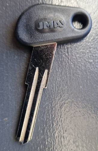 Giant bike battery key - bike,